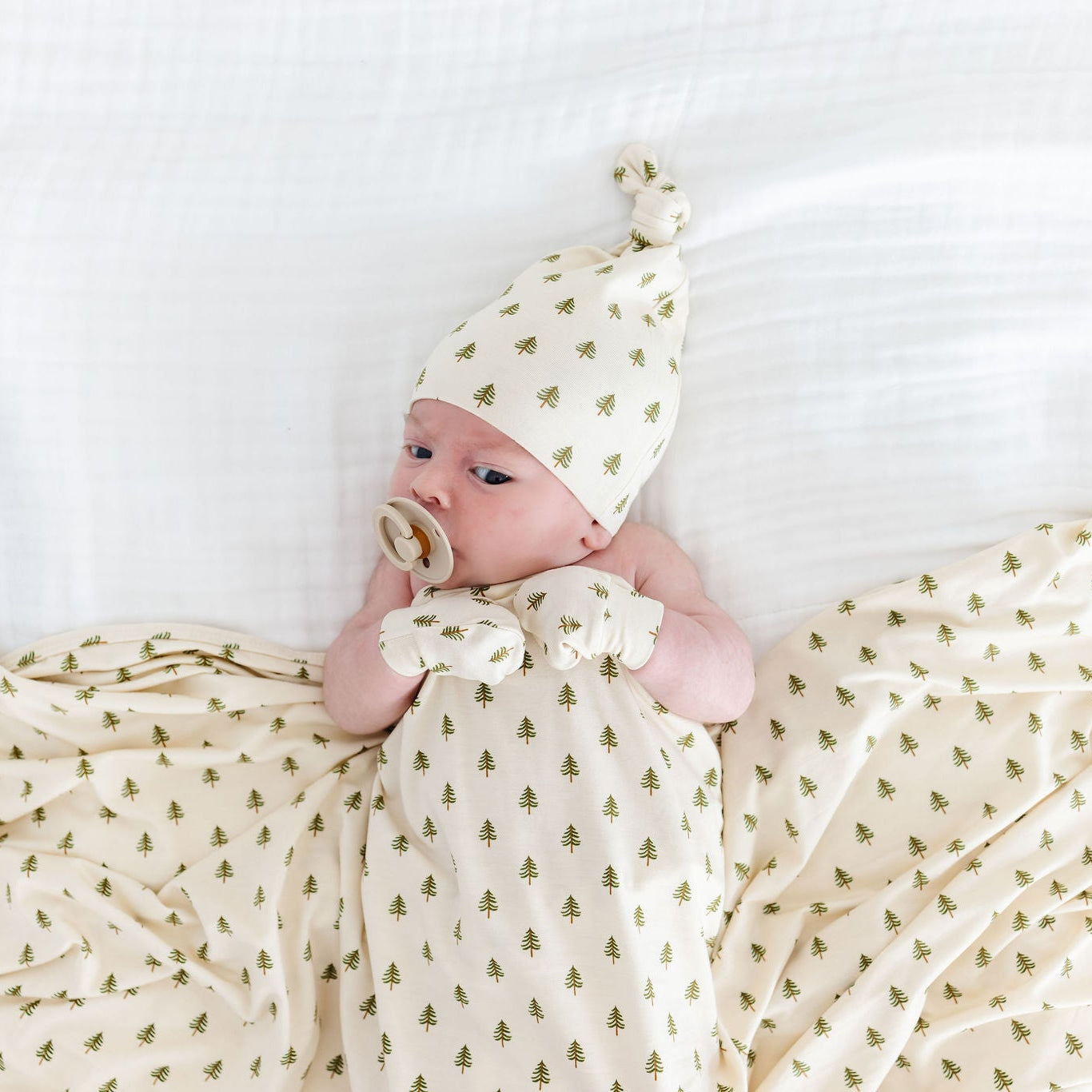 Kevin No Scratch Mittens