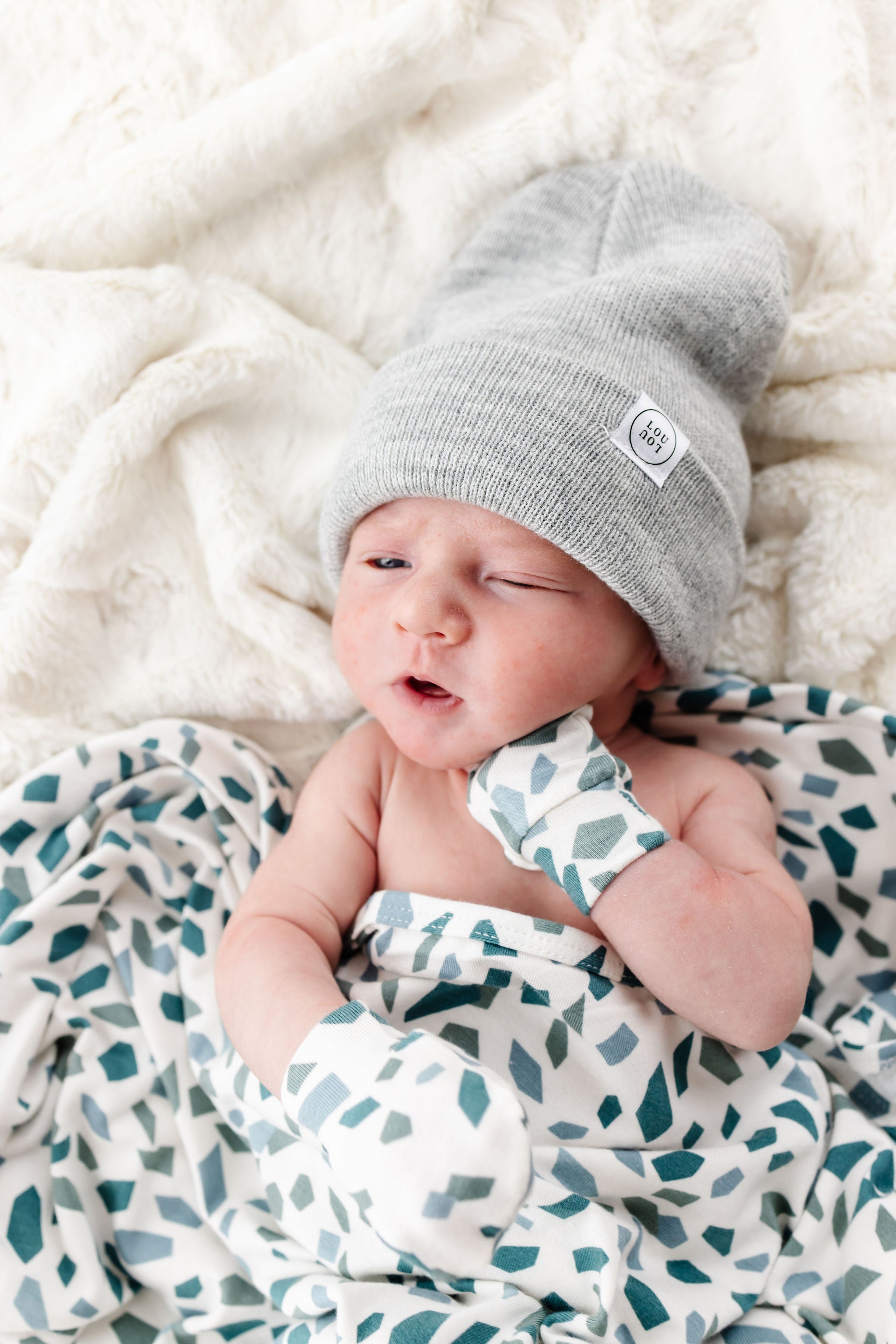 Beanie - Heathered Grey