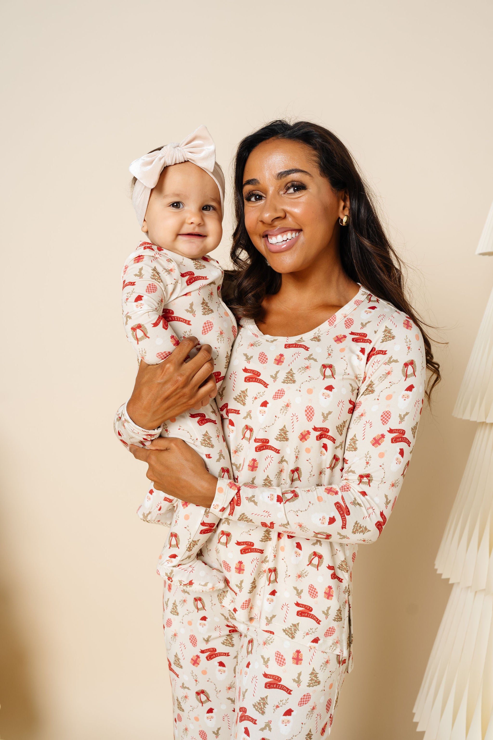 Mistletoe Women's Loungewear Long Sleeve Shirt