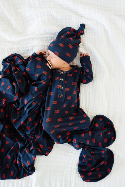 Thomas Newborn Hat Bundle (Gown)