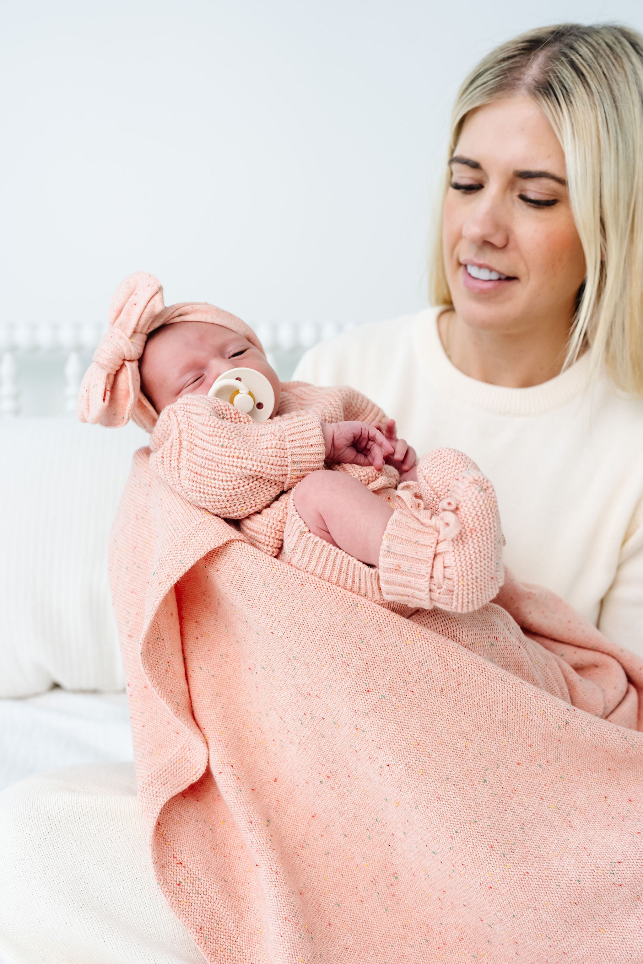 Knit Blanket - Petal Speckle