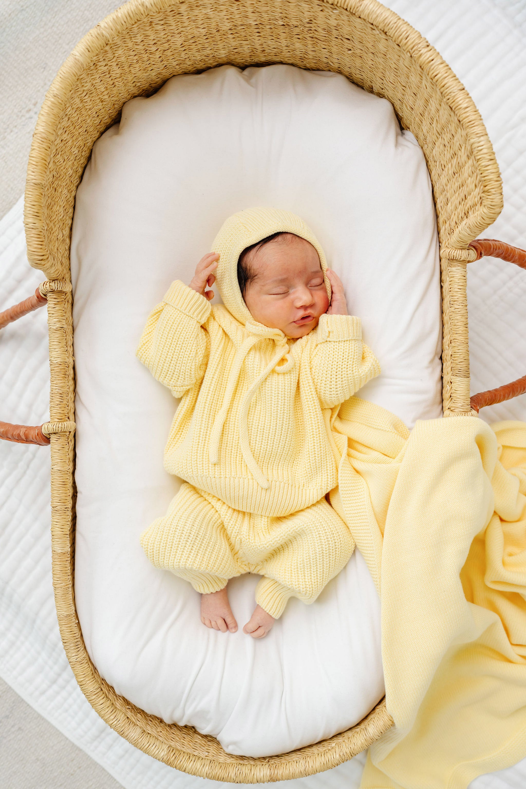 Knit Chunky Sweater - Butter Yellow