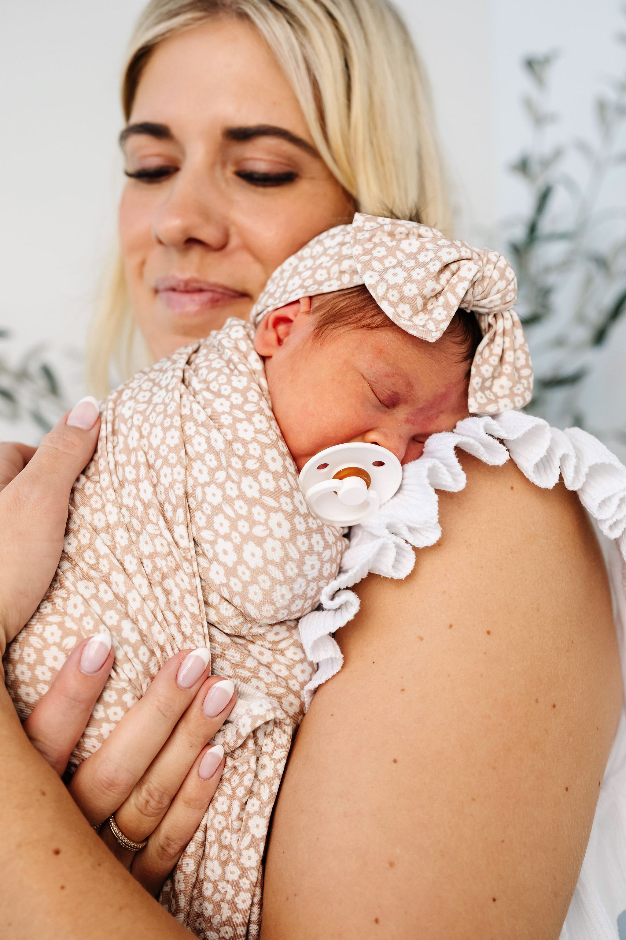 Laynie Zipper Footies