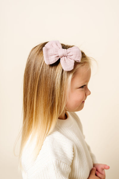 Adventure Bow - Iris Clip