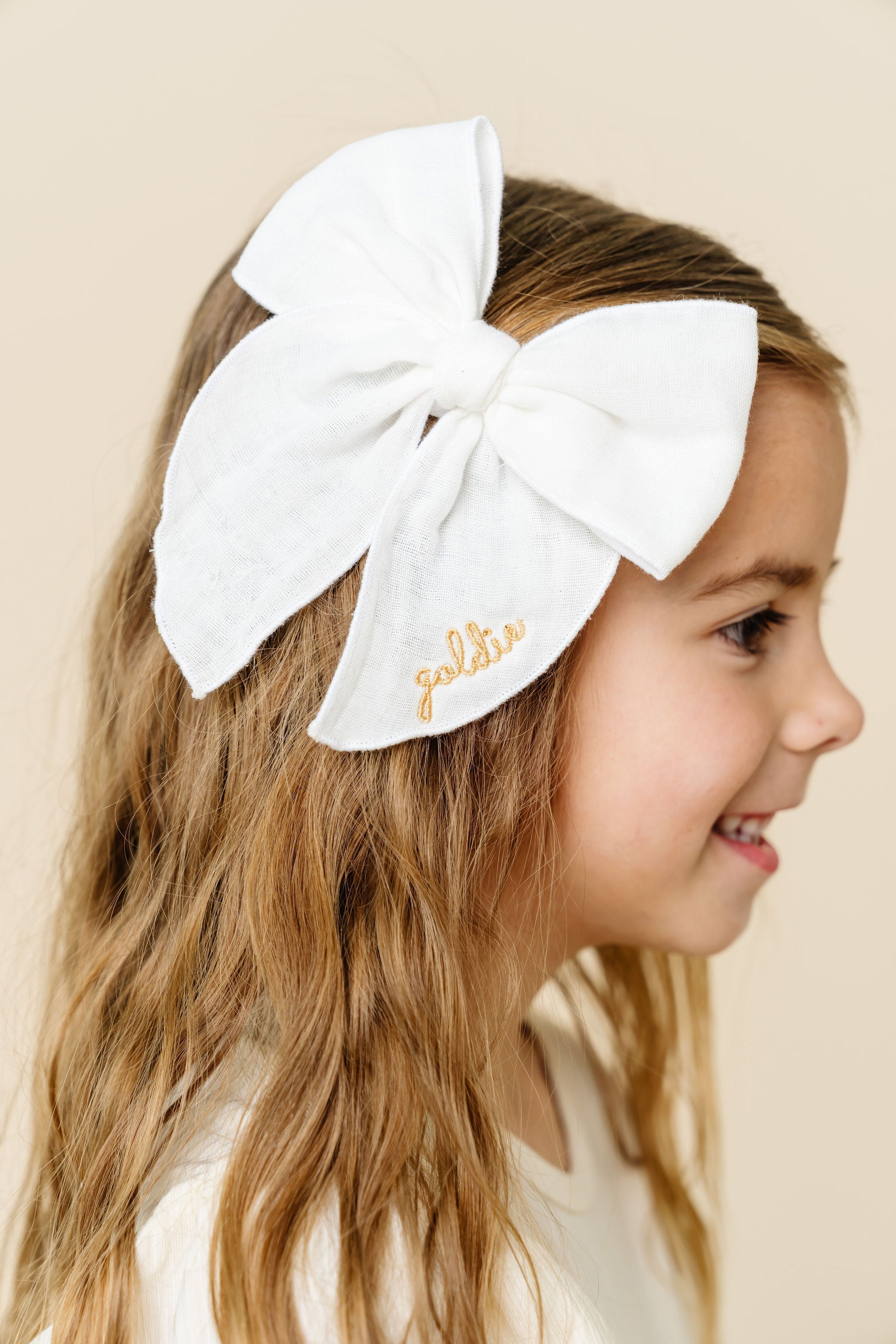 Cloud Muslin™ Heirloom Bow - White Clip