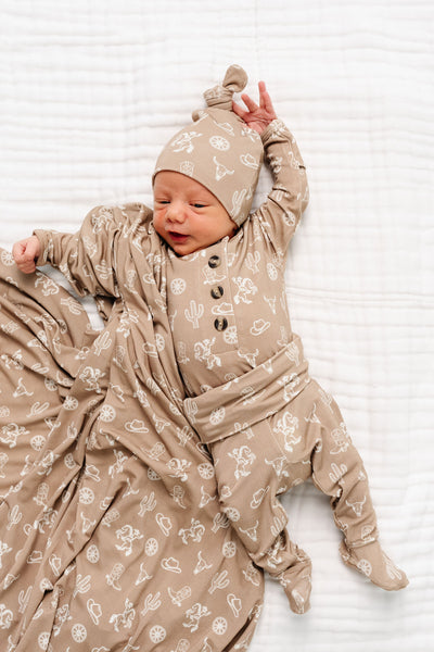 Wyatt Newborn Hat Bundle (Top + Bottom)