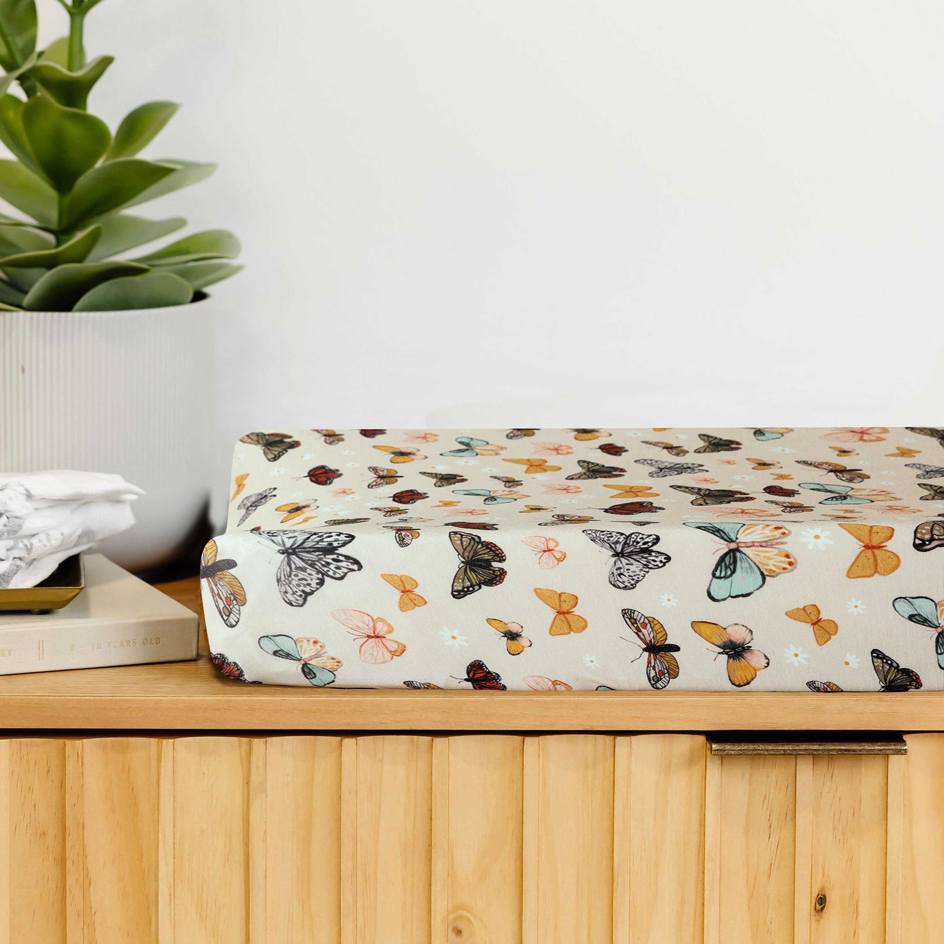 Amelia Crib Sheet + Changing Pad Cover Pack