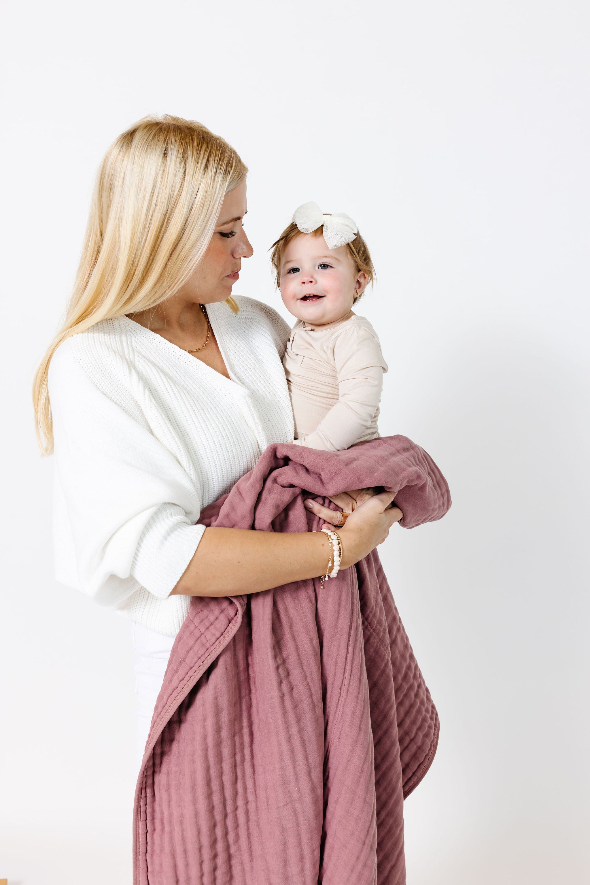 Cloud Muslin™ Quilt - Berry