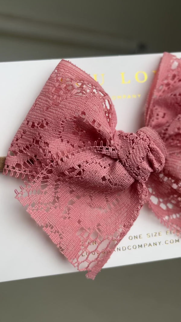 Lace Bow - Rose Sash Clip
