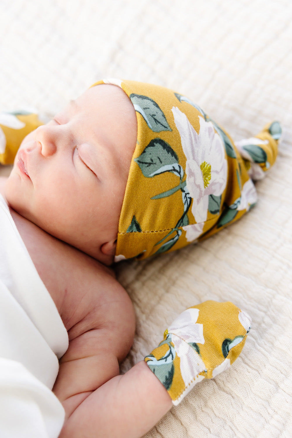 Samantha No Scratch Mittens