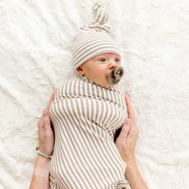 Indy Ribbed Newborn Hat Bundle (Gown)