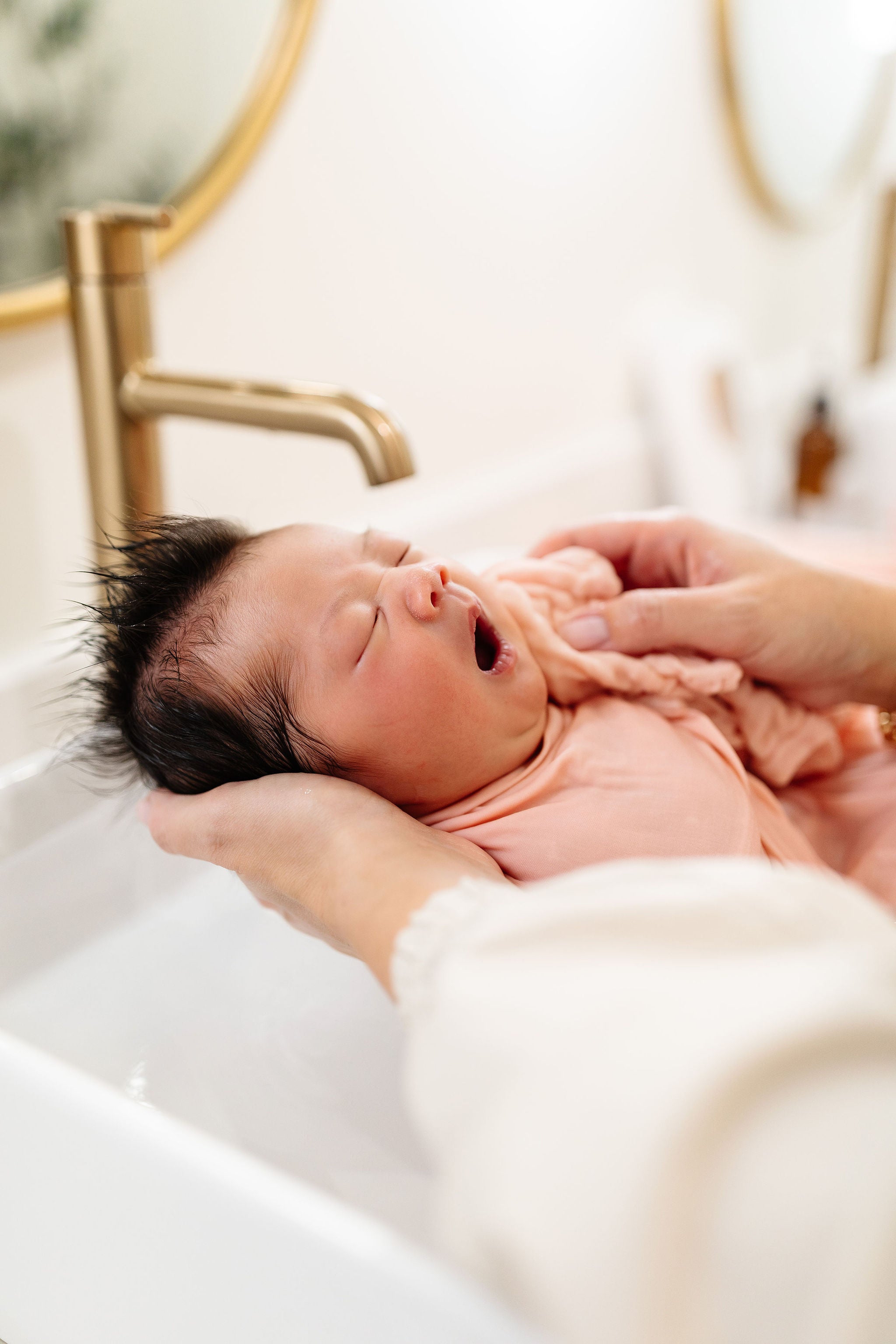 Benefits of Swaddle Bath