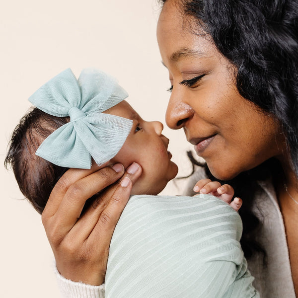 Ways to Serve a New Mom