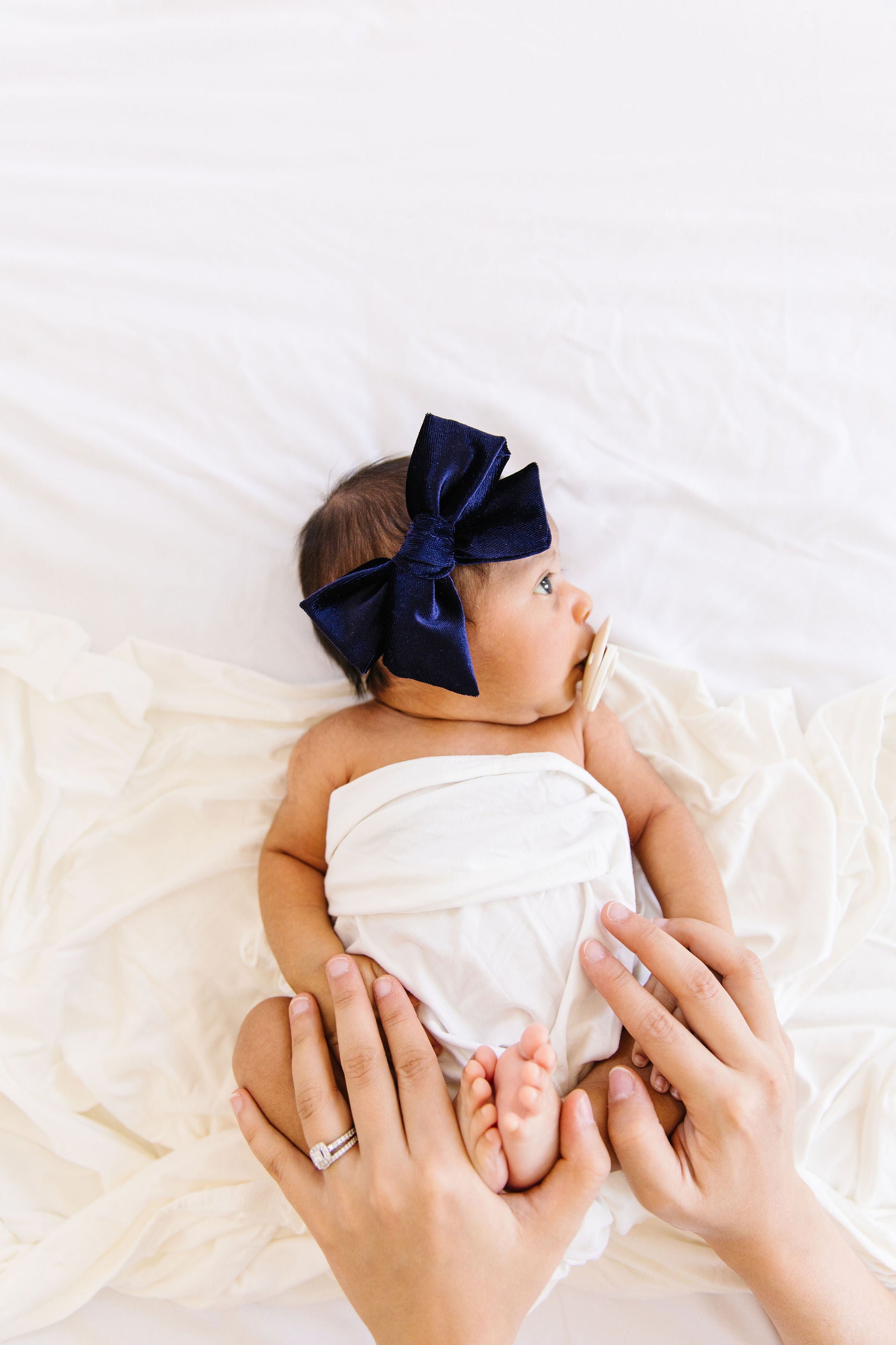 Velvet - Navy Bow