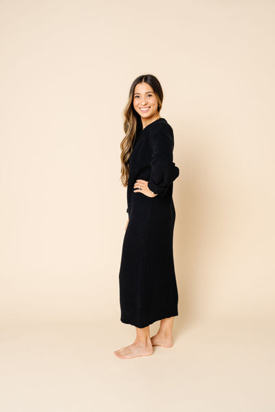 Knit Women's Sweater Maxi Dress - Black