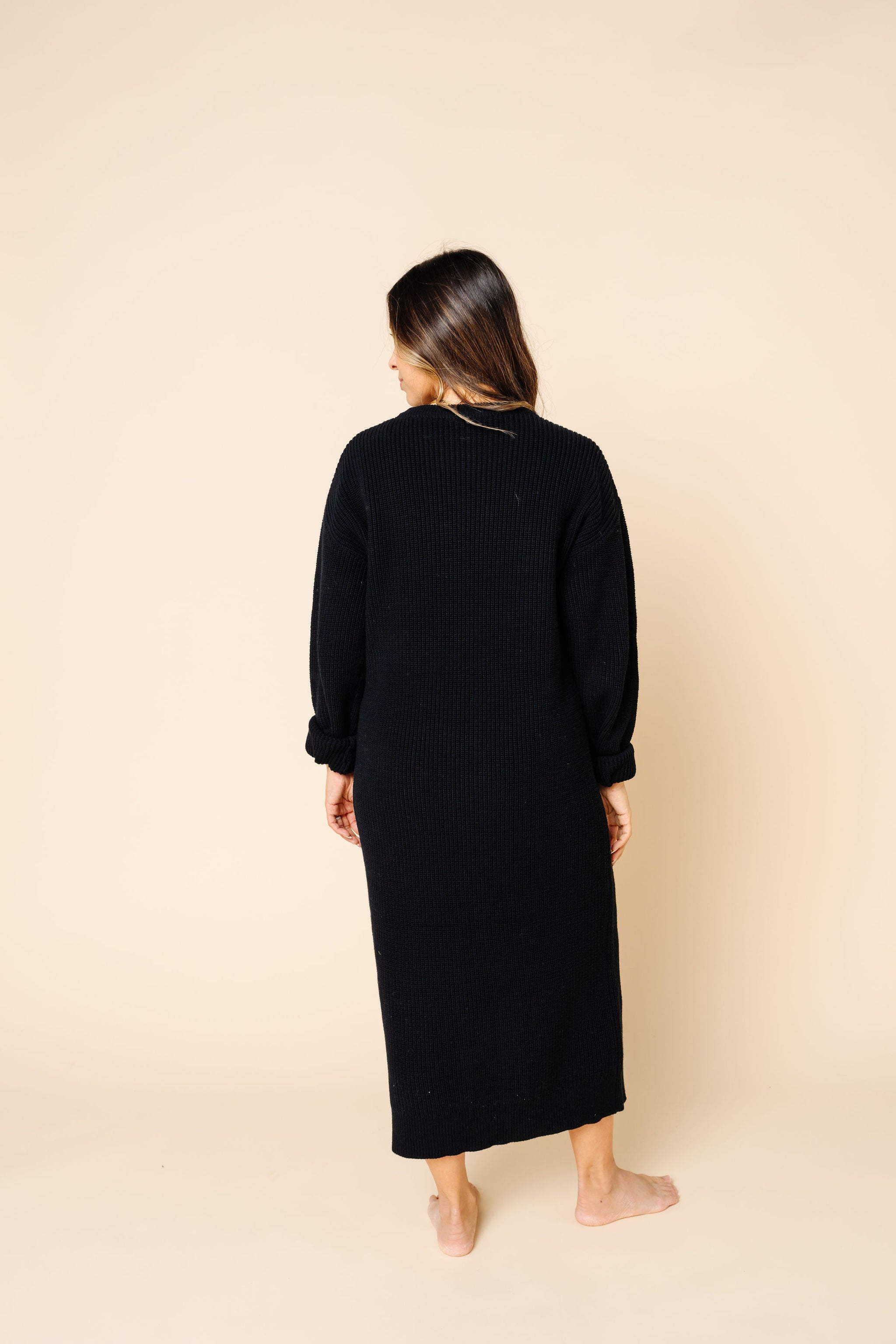 Knit Women's Sweater Maxi Dress - Black