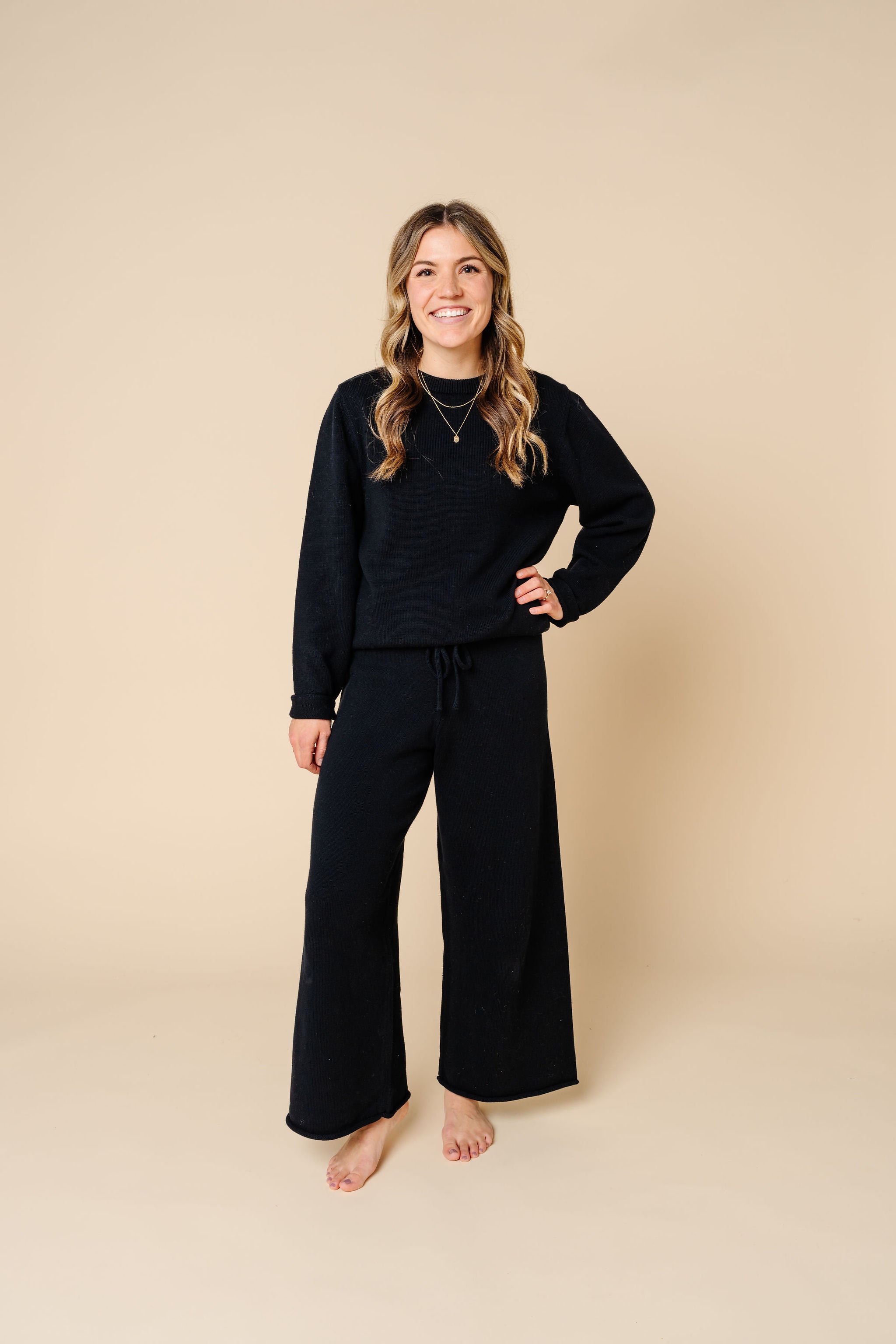 Knit Women's Sweater - Black