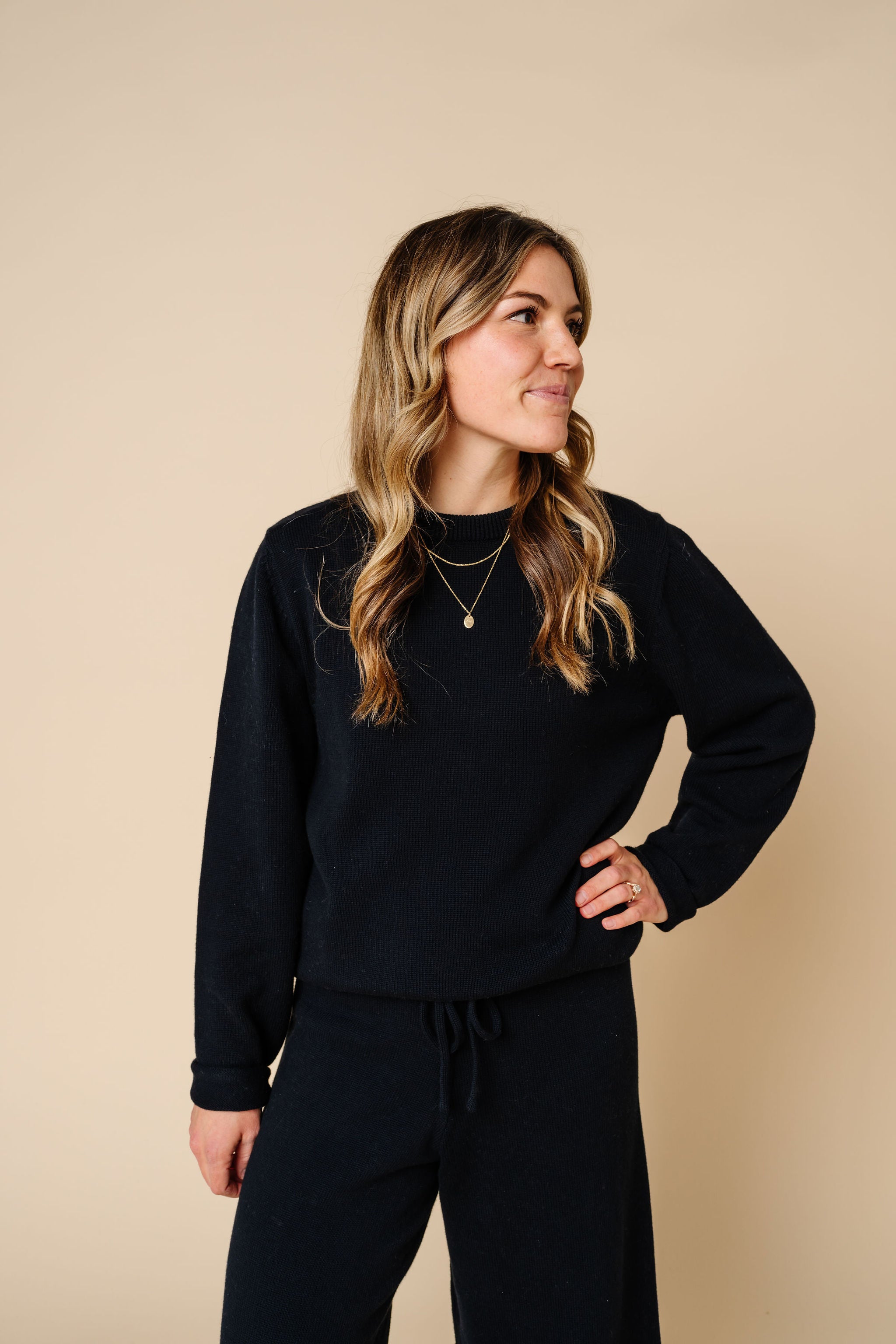 Knit Women's Sweater - Black