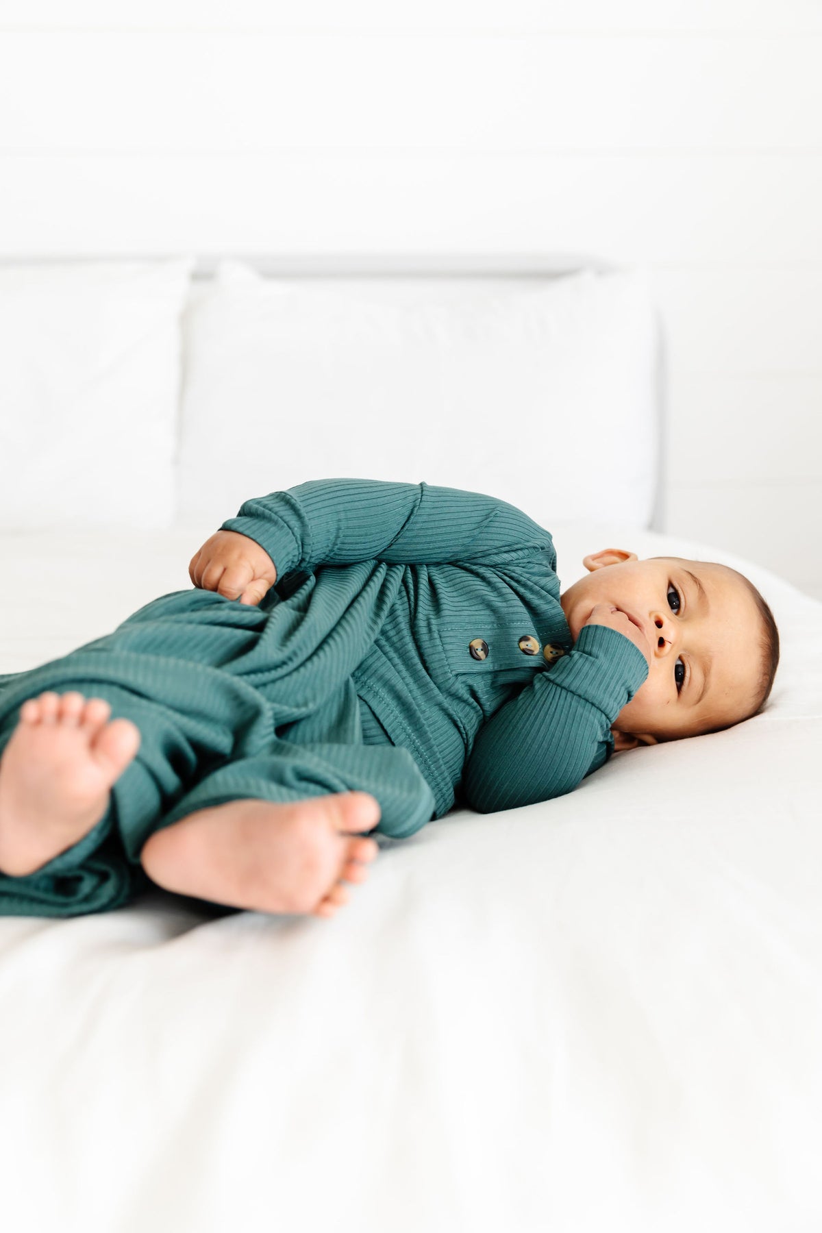 Pierce Ribbed Newborn Hat Bundle + Knotted Gown