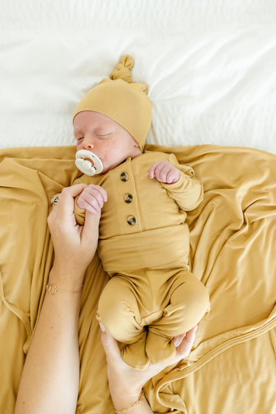 Sutton Newborn Hat Bundle (Top + Bottom)