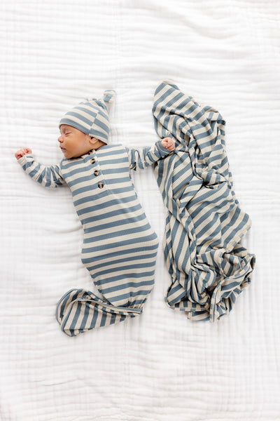 Lincoln Ribbed Newborn Hat Bundle + Knotted Gown