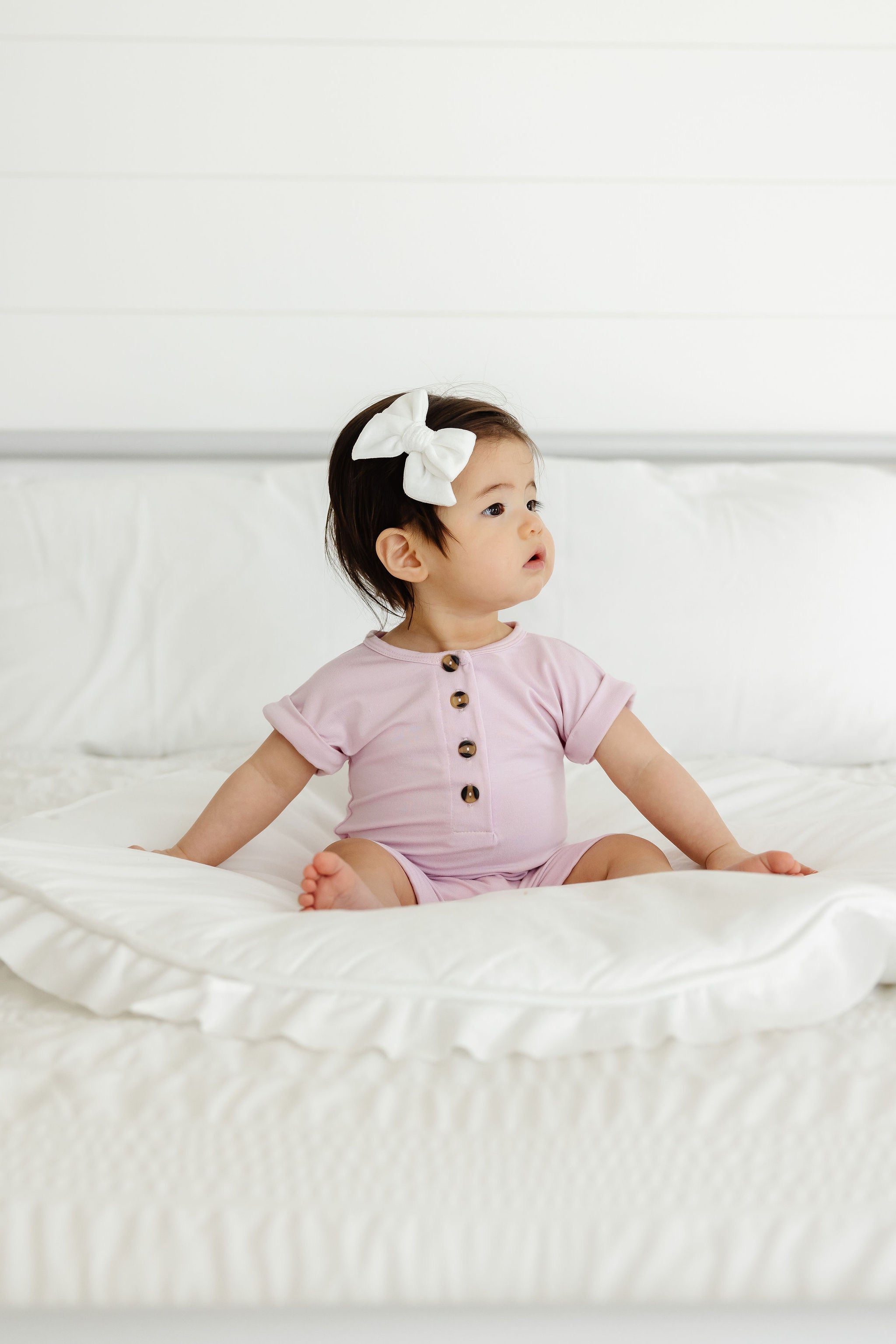 Velvet - Ivory Bow