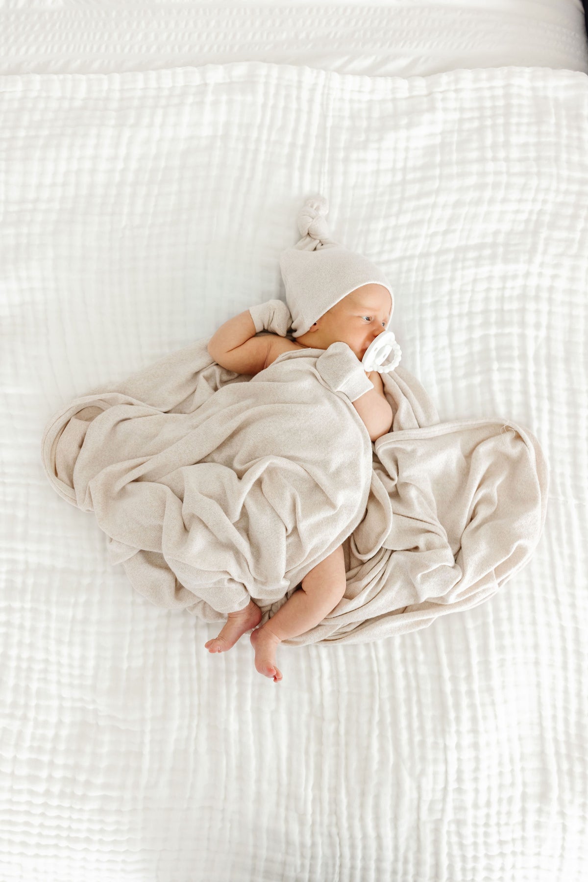 Dakota Plush Knit Newborn Hat Bundle + Top + Bottoms