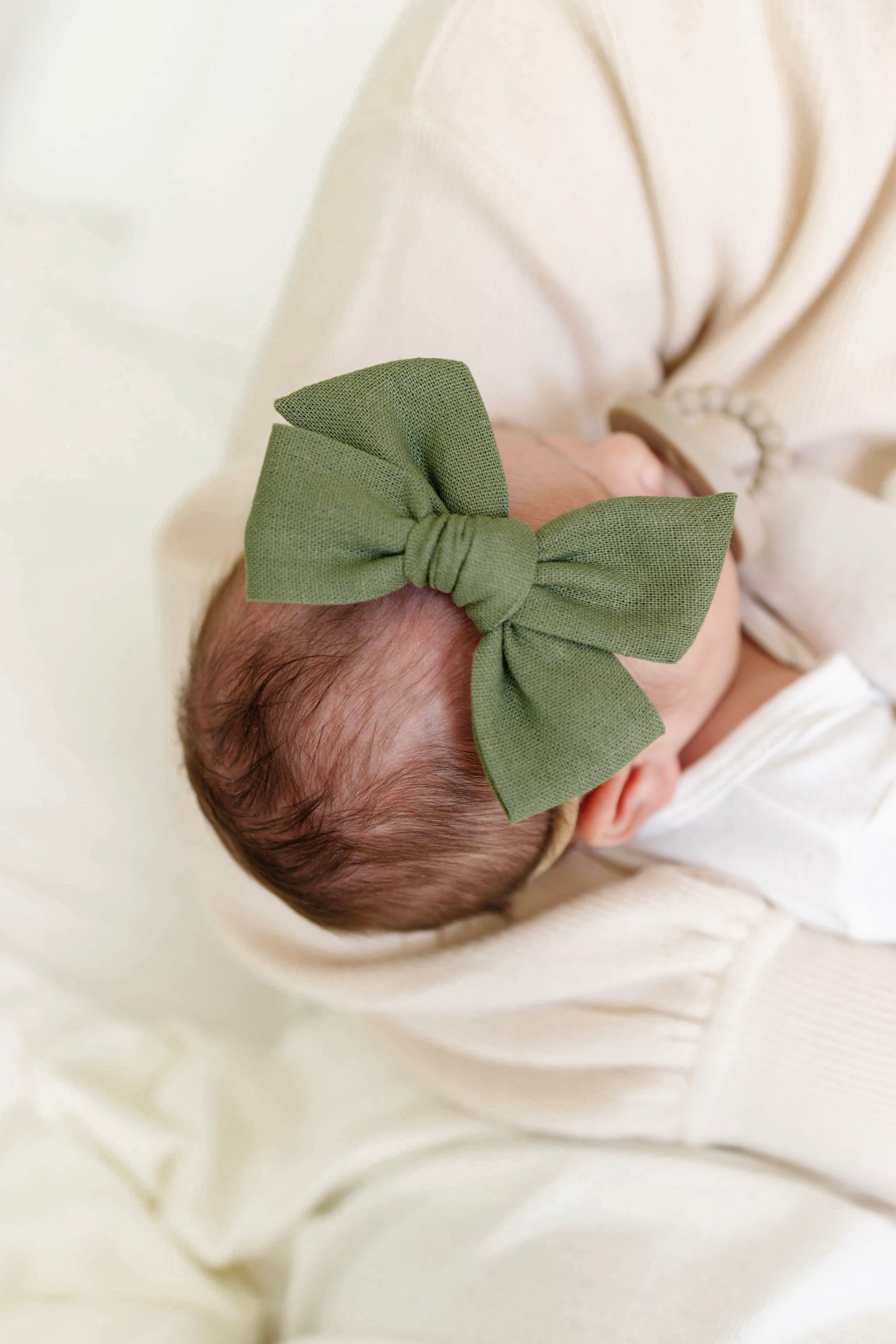 Classic Bow - Olive