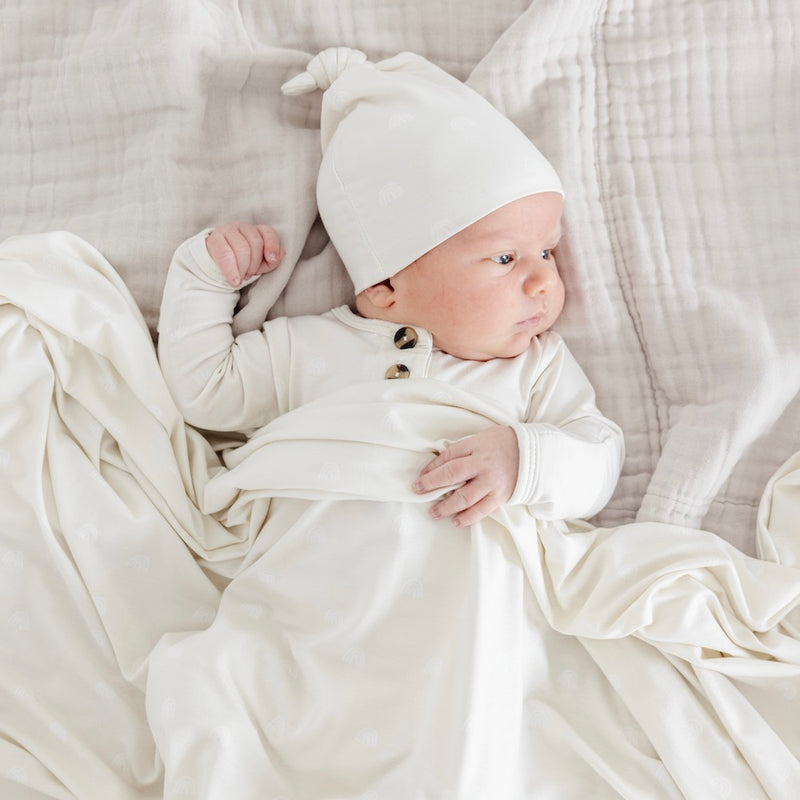 Rae Newborn Hat Bundle (Gown)