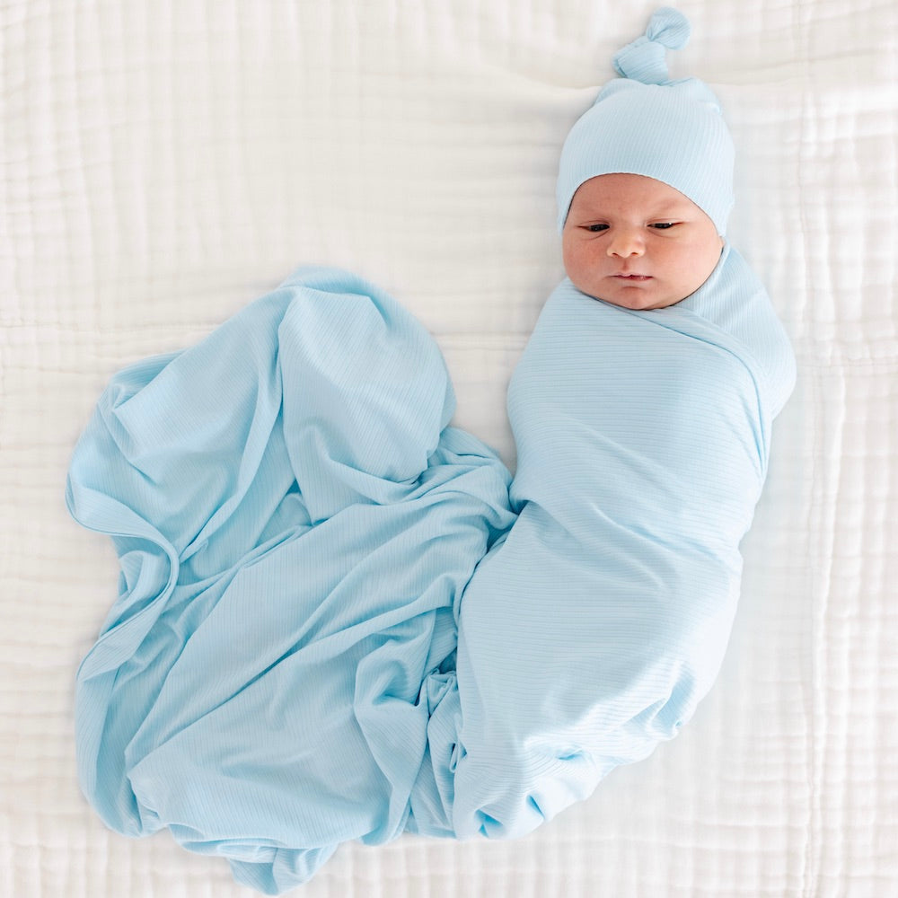 Oliver Ribbed Newborn Hat Bundle (Gown)
