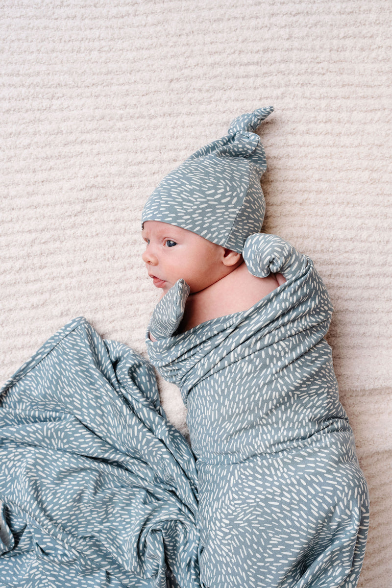 Luke Newborn Hat Bundle (Gown)
