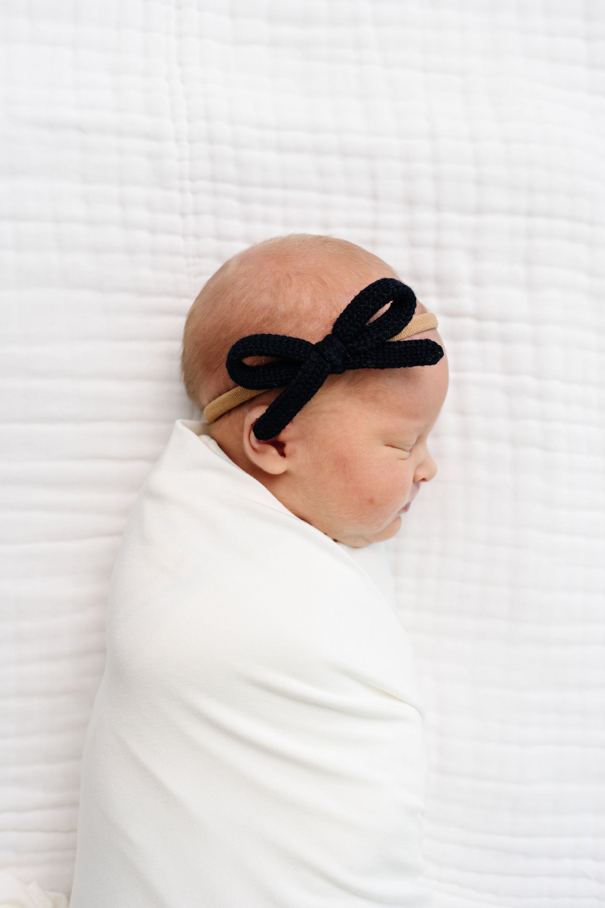 Sweater Bow - Black Knit