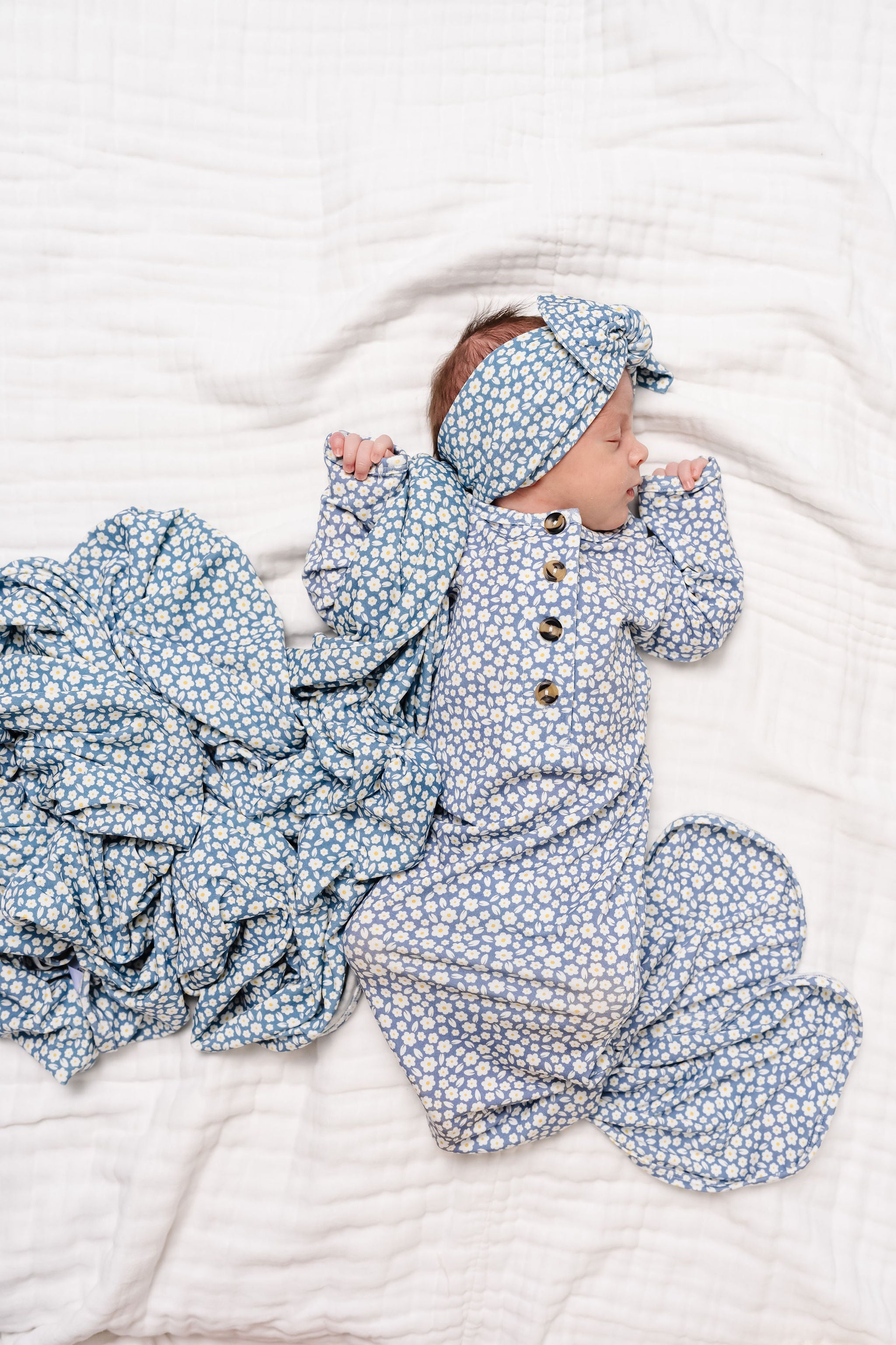 Dolly Newborn Headband Bundle (Gown)
