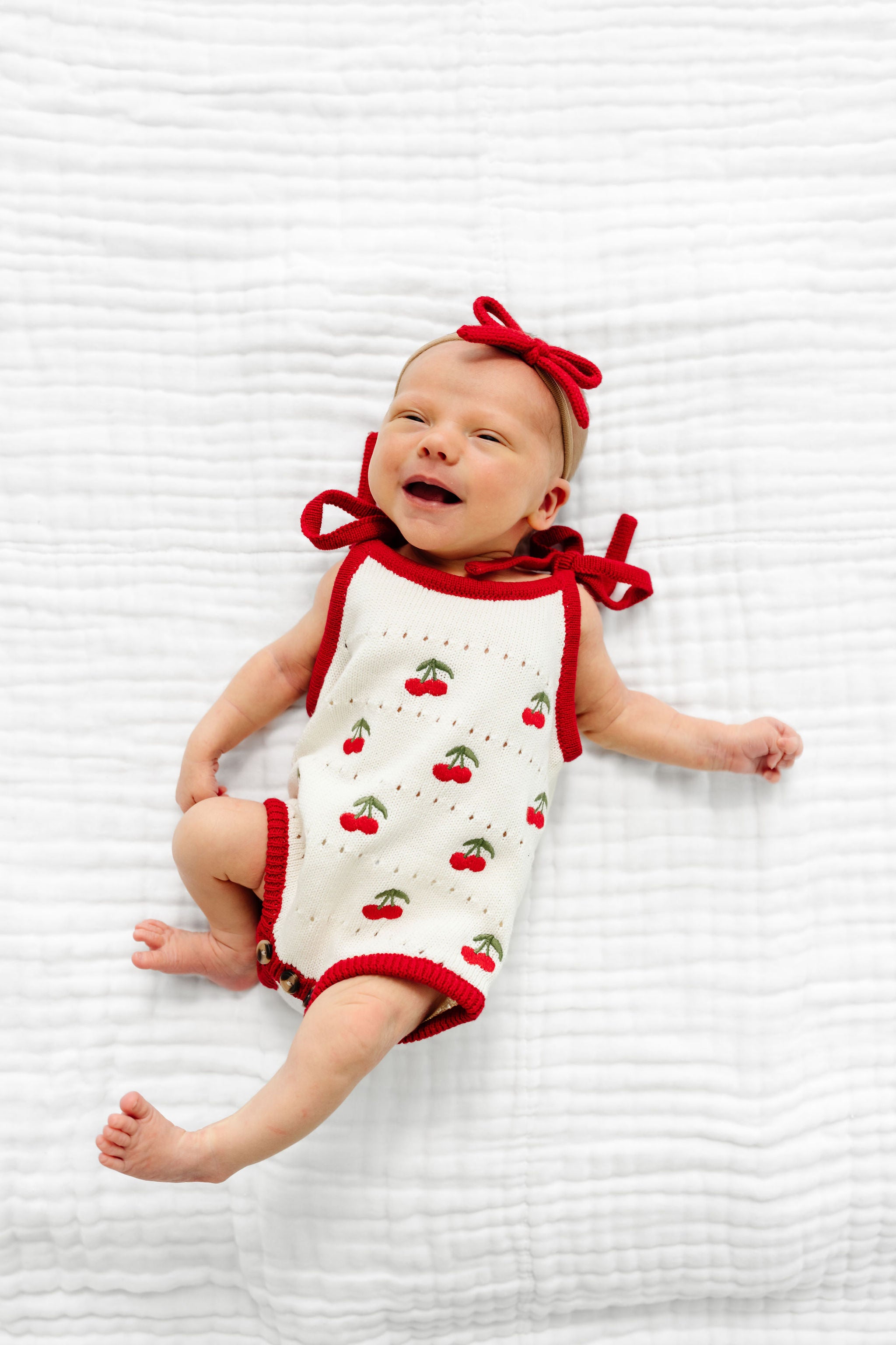 Sweater Bow - Red Knit