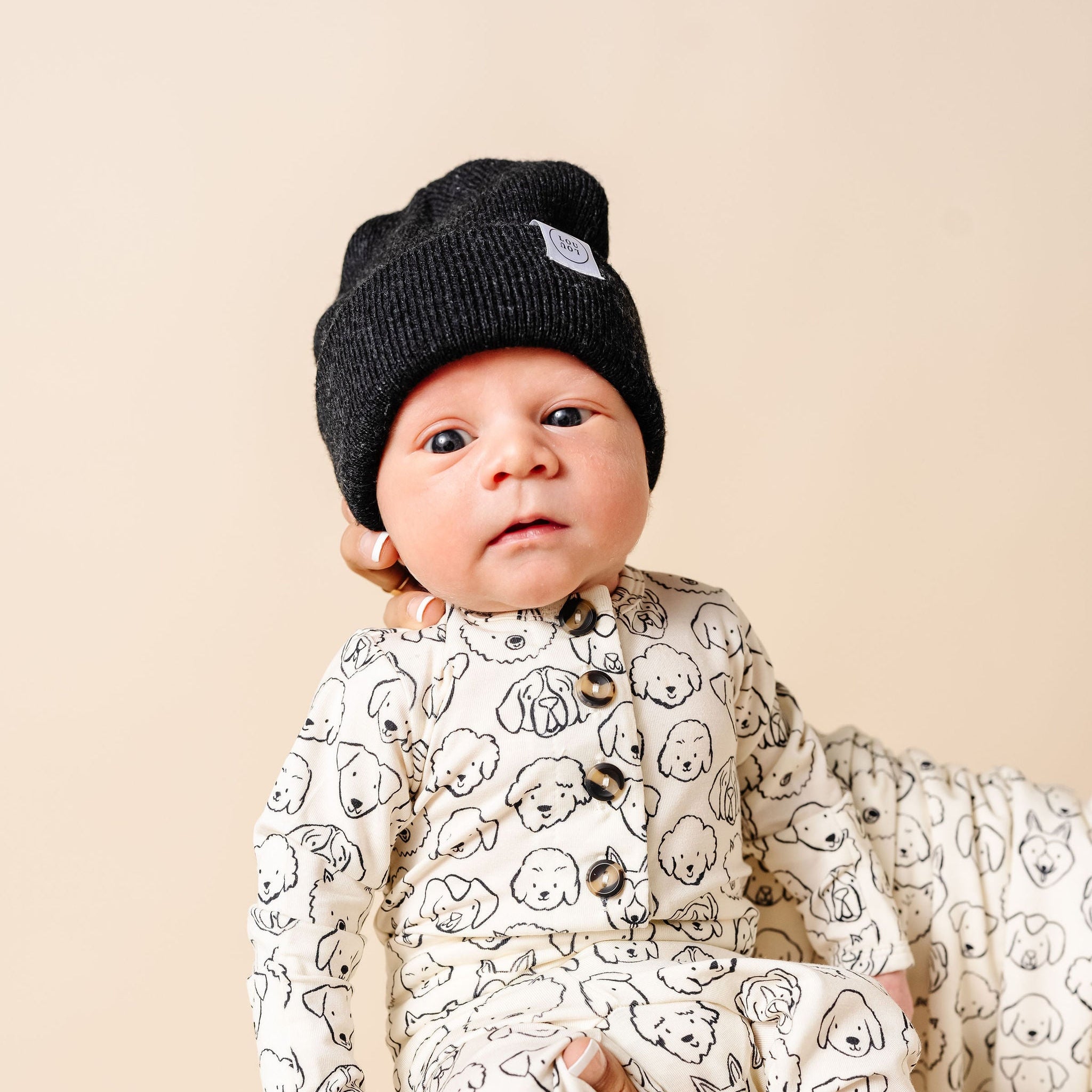 Beanie - Heathered Black