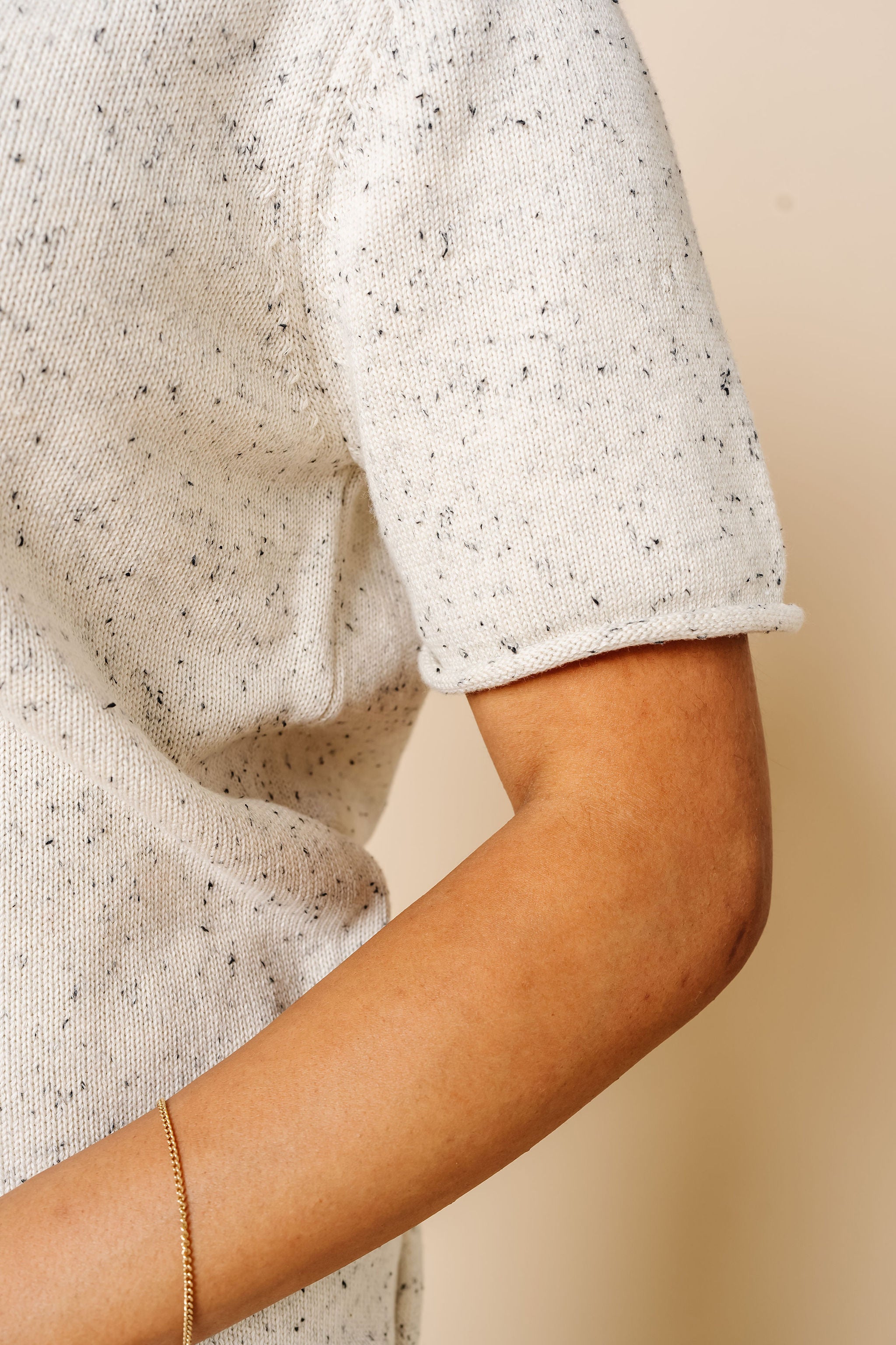 Knit Women's Short Sleeve Tee - Cream Speckle