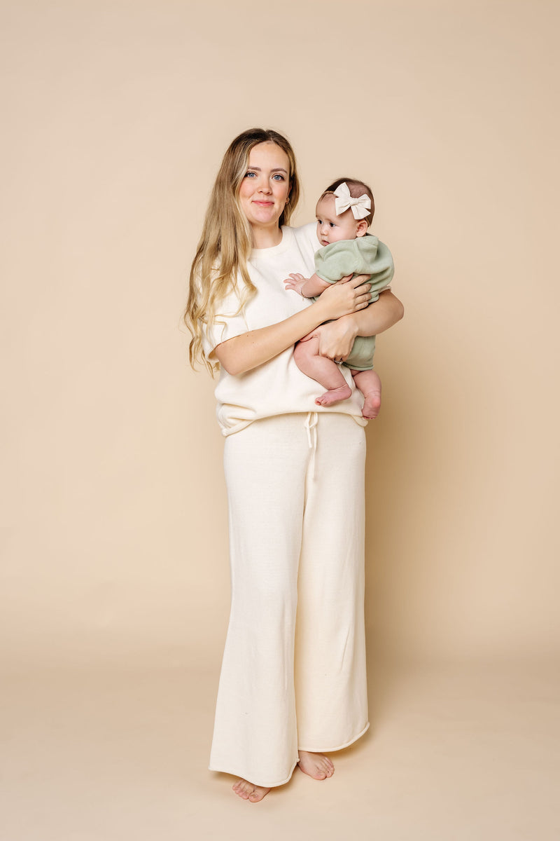 Knit Women's Short Sleeve Tee - Ivory