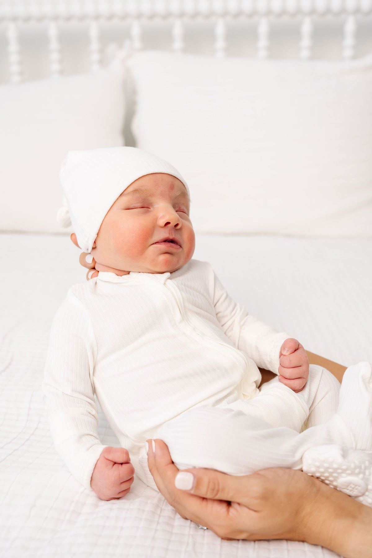 Wren Ribbed Newborn Hat Bundle + Zipper Footie