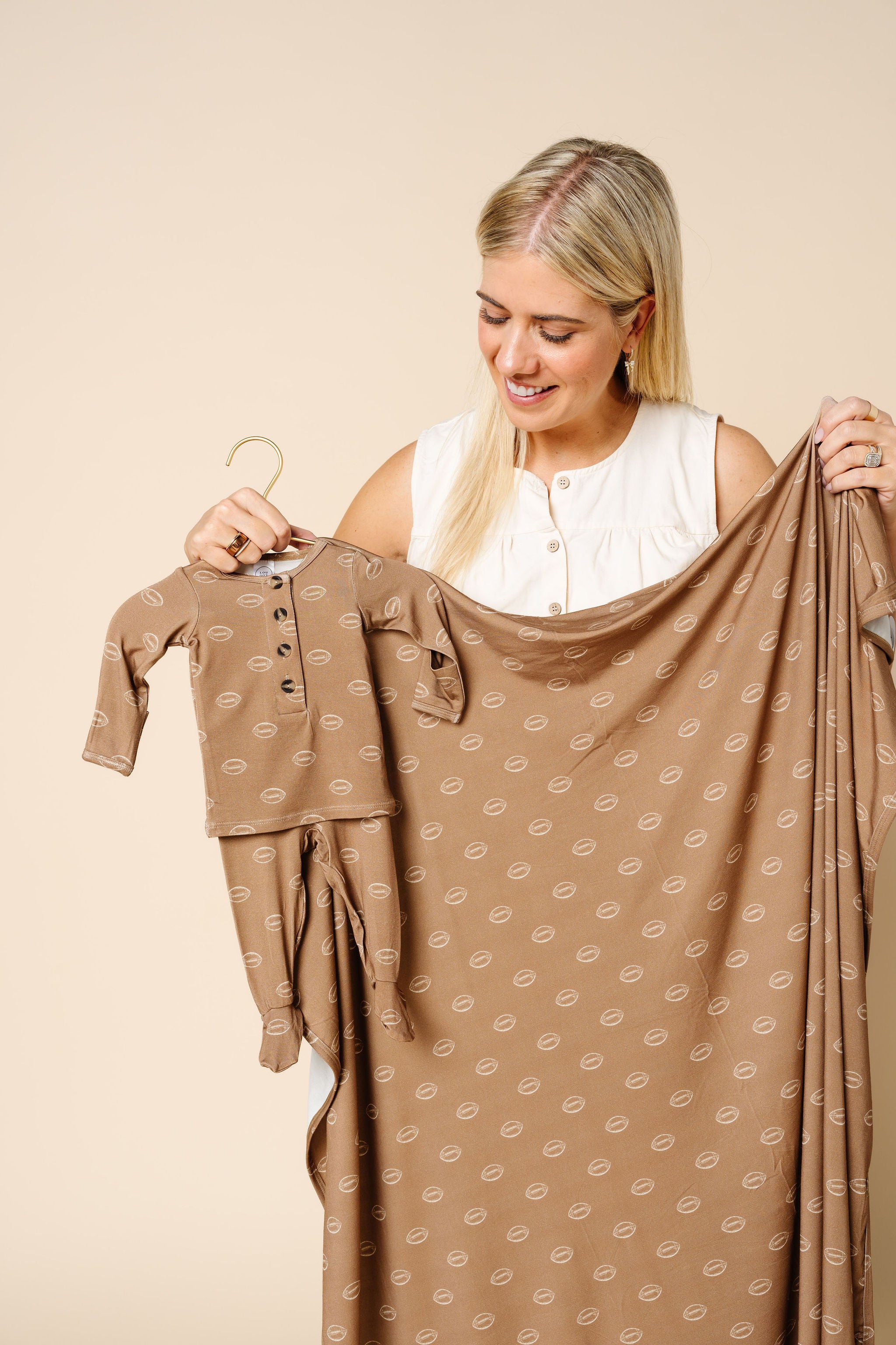 Brady Shortie Set