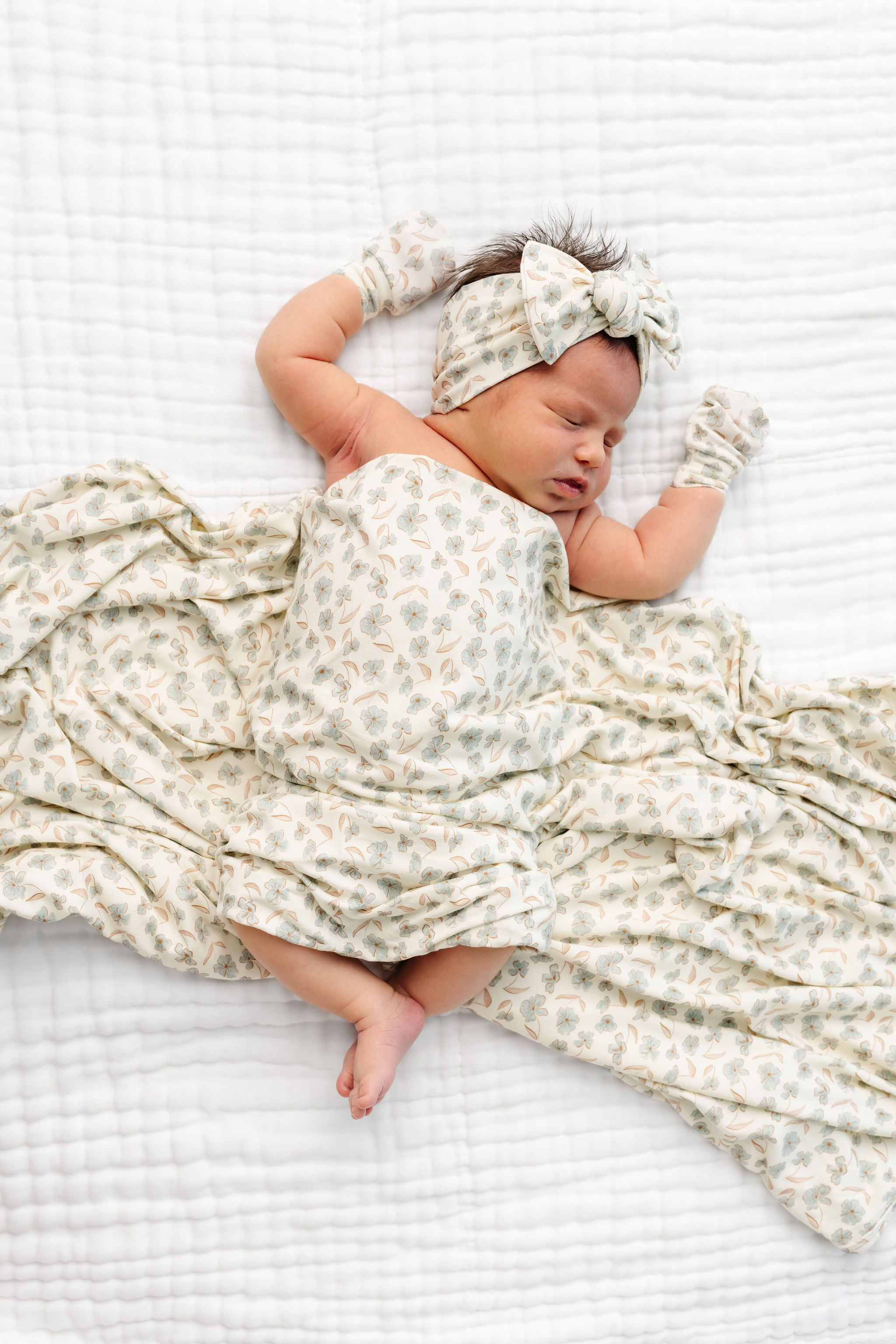 Faye Newborn Headband Bundle + Zipper Footie