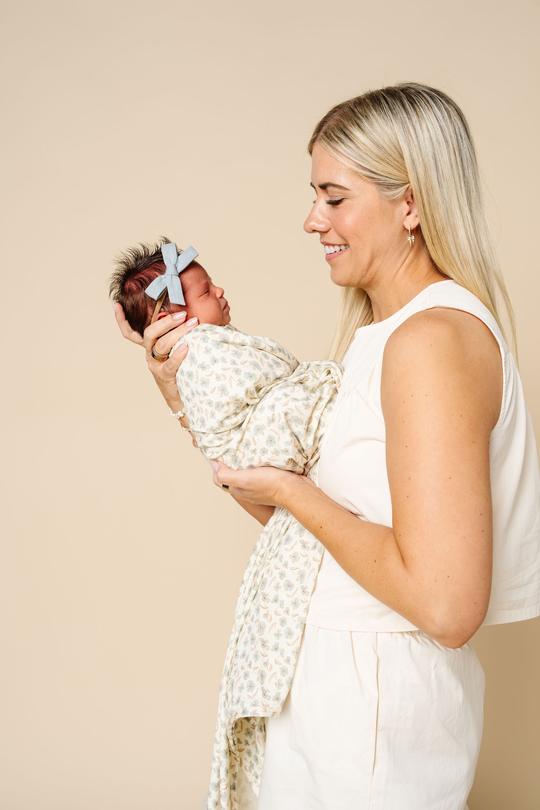 Faye Swaddle Blanket