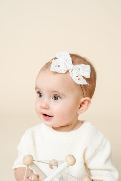 Lace Bow - White Daisy Eyelet Headband