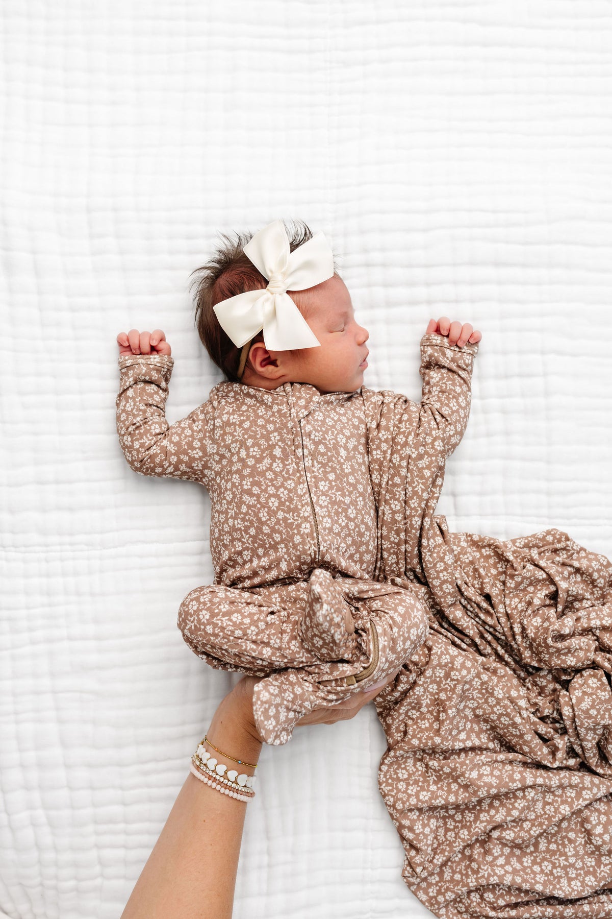 Eden Zipper Footies