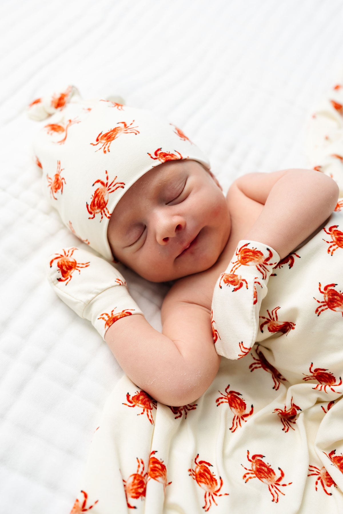 Radd Newborn Hat Bundle + Top + Bottoms