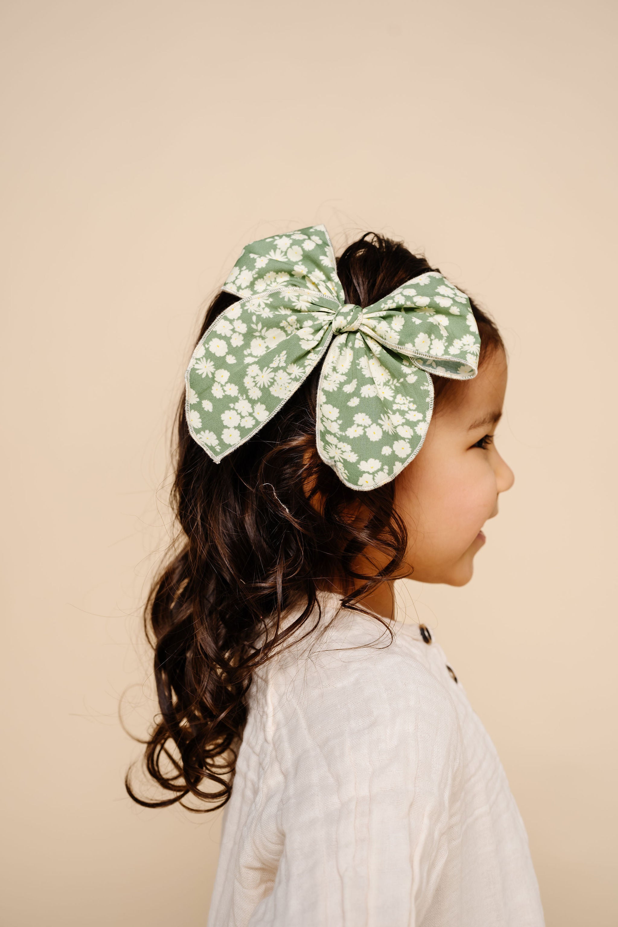 Bow Club 3 Pack: March 2025 Clips