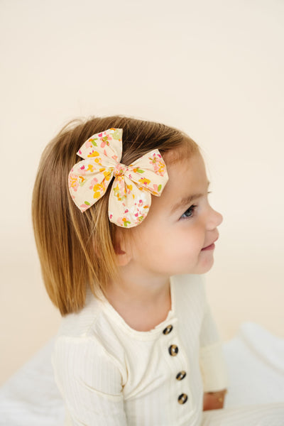 Heirloom Bow - Tan Floral Clip