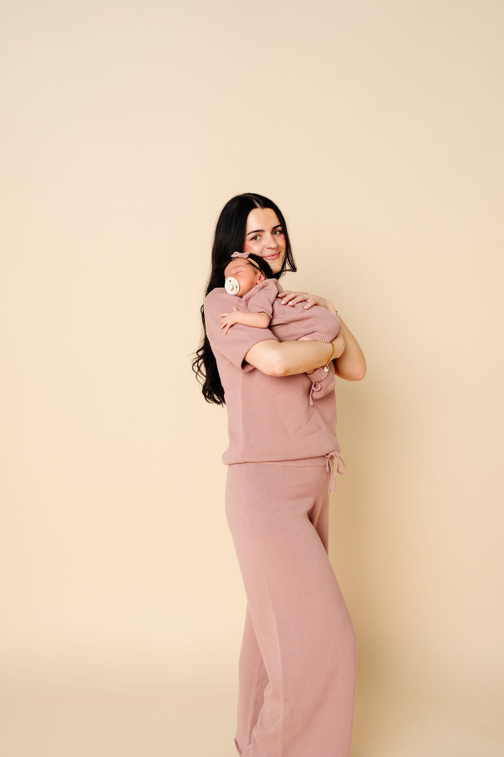 Knit Women's Short Sleeve Tee - Mauve