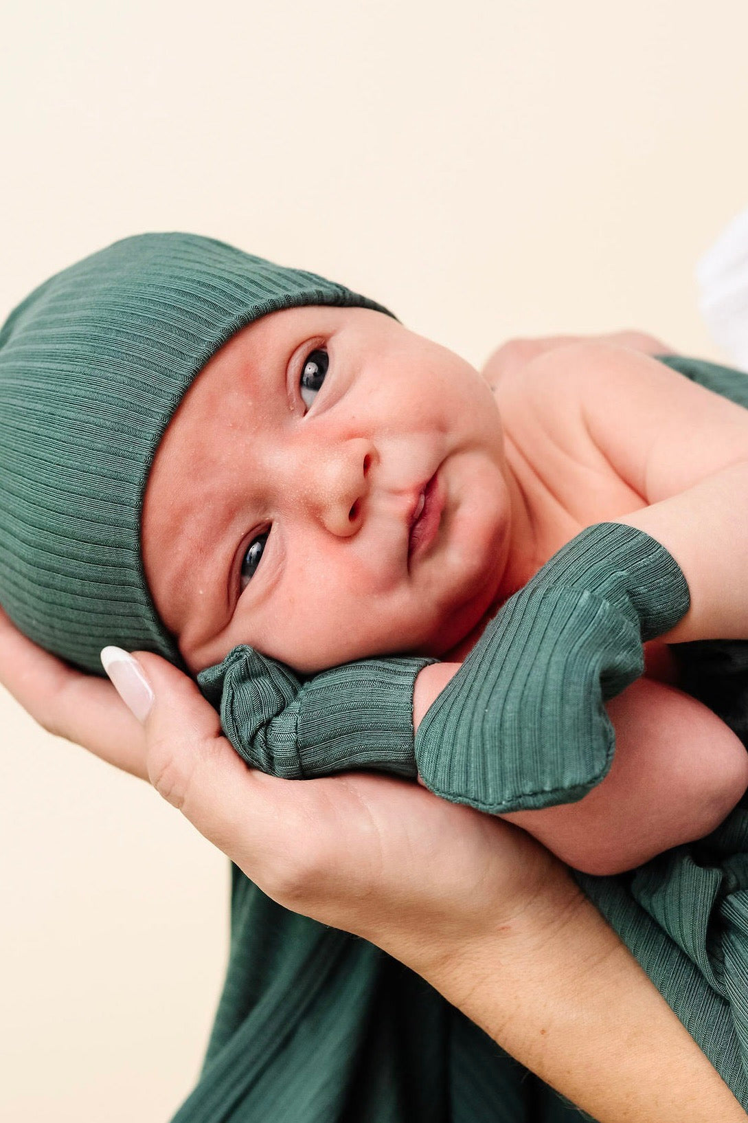 Pierce Ribbed Newborn Hat Bundle + Knotted Gown
