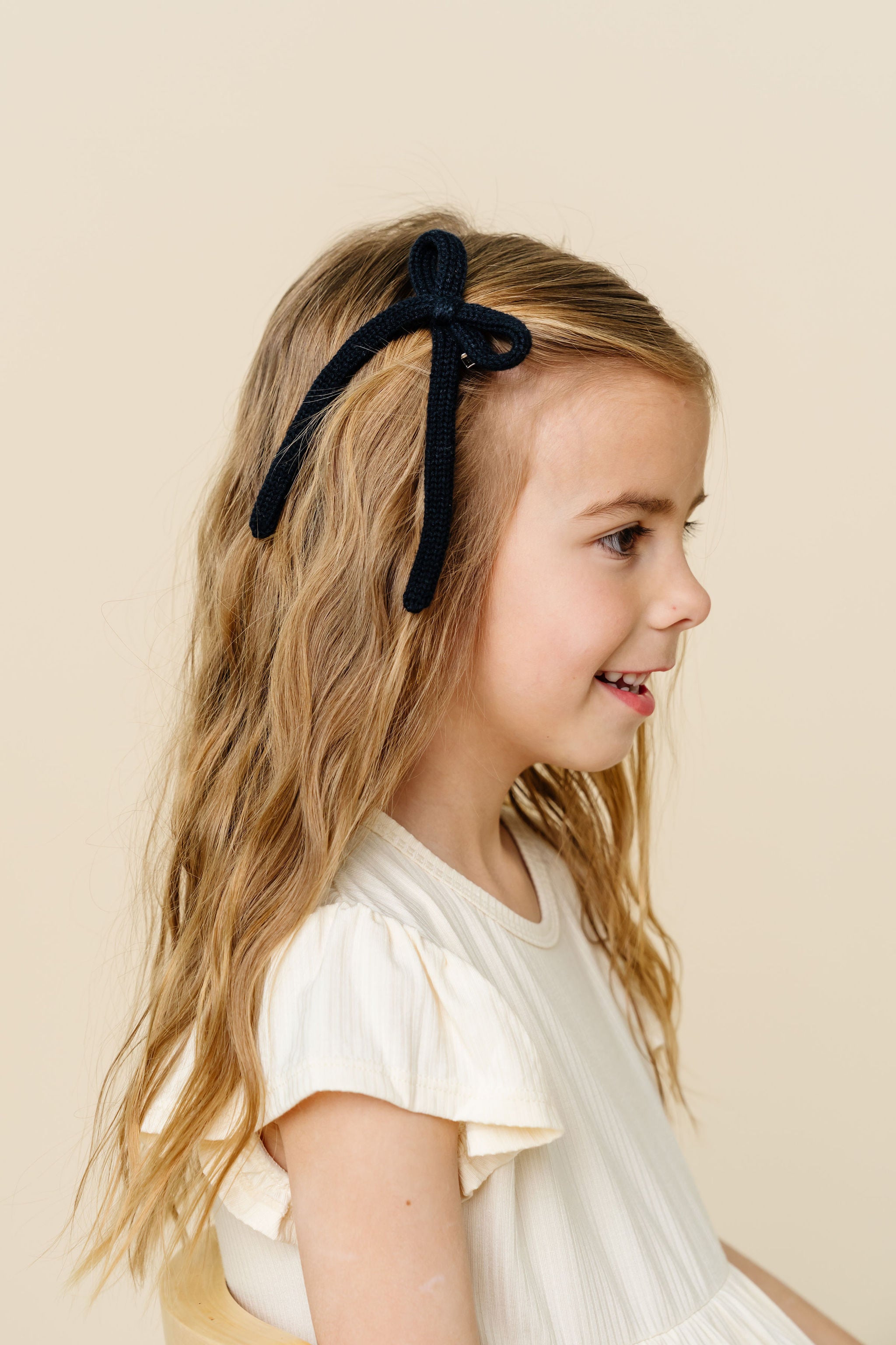 Sweater Bow - Black Knit Sash Clip