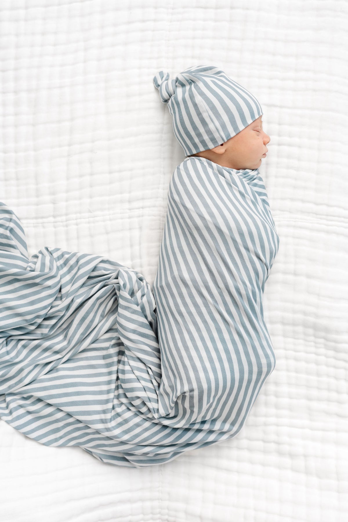 Tatum Newborn Hat Bundle + Knotted Gown